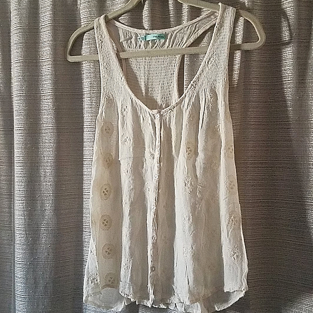 White Detailed Racerback Sleeveless Blouse